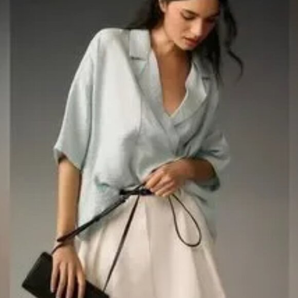 Oversized Dylon Short-Sleeve Wide Placket Top for Anthropologie - Picture 3 of 9